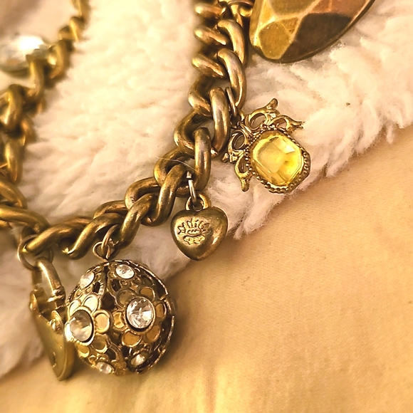 Heavy Brass Charm Bracelet - Picture 4 of 6